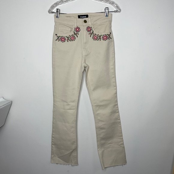 💗Desigual Women’s Denim Cream Pants Embroidered Amore Floral Size EUR 36 - Picture 7 of 13
